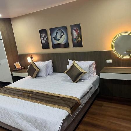 Luxury Hotel 2 Hp- By Bay Luxury Хайфонг Екстериор снимка