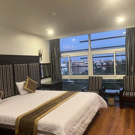 Luxury Hotel 2 Hp- By Bay Luxury Хайфонг Екстериор снимка