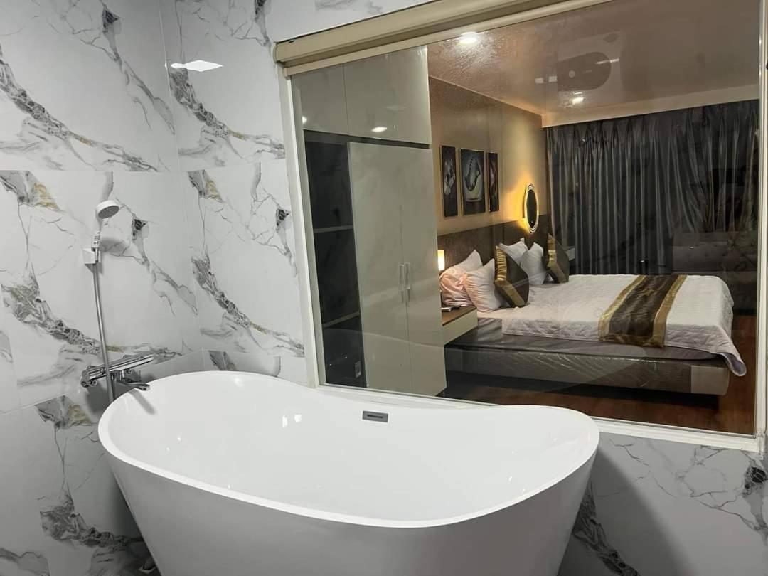 Luxury Hotel 2 Hp- By Bay Luxury Хайфонг Екстериор снимка