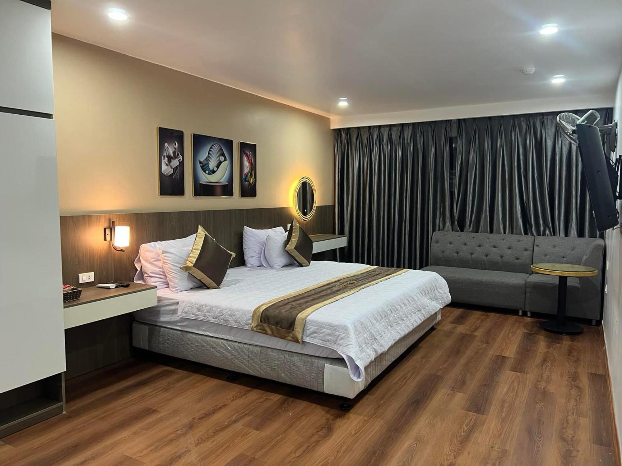 Luxury Hotel 2 Hp- By Bay Luxury Хайфонг Екстериор снимка